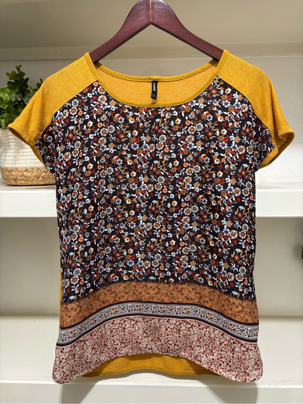 stradivarius Mustard Raglan Floral Border-Print Top